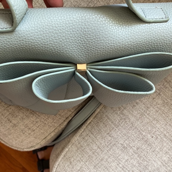 Dream Control New York bow crossbody bag grey. - Picture 10 of 11